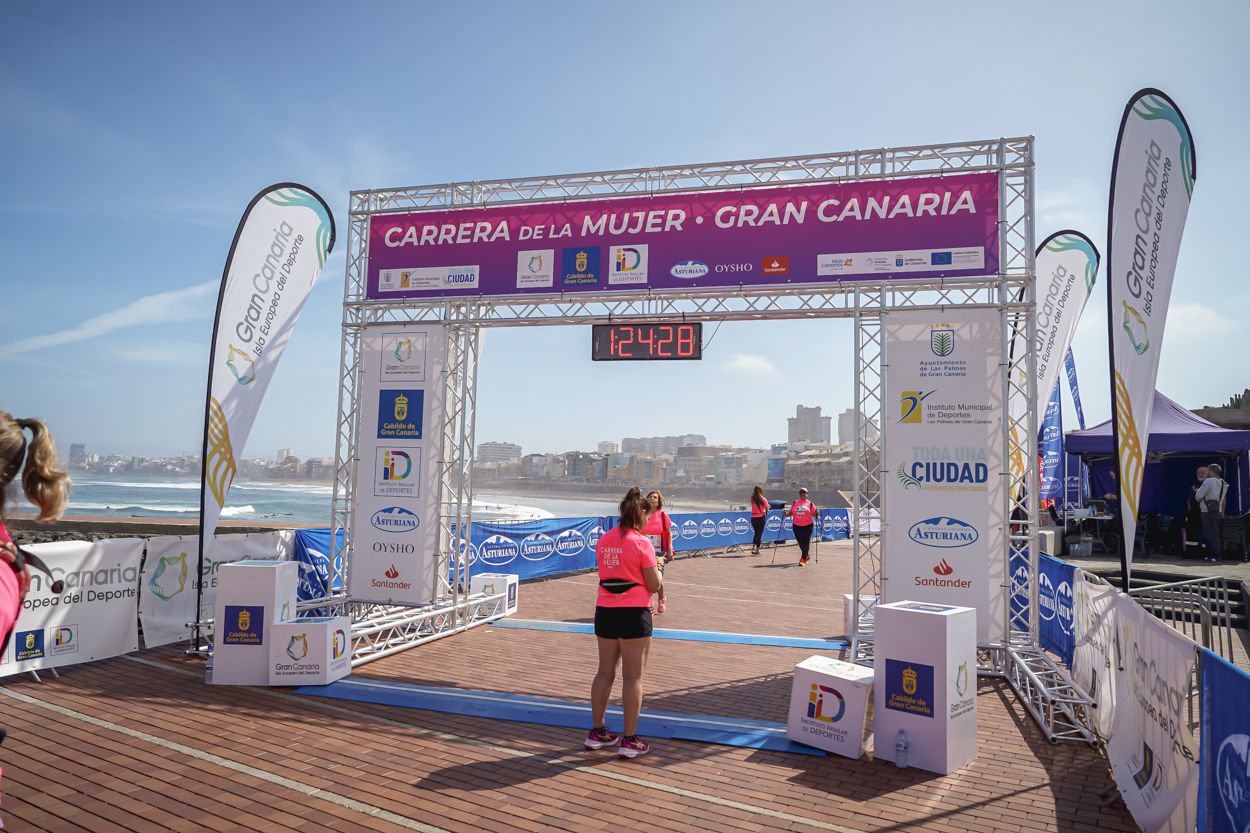 Las fotos de meta de la Carrera de la Mujer de Gran Canaria 12 23 39 15701 O