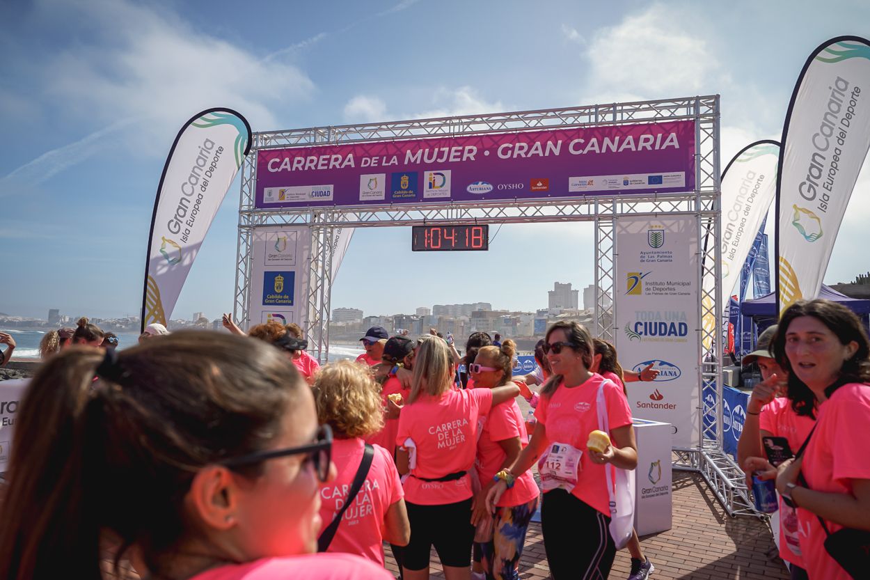 Las fotos de meta de la Carrera de la Mujer de Gran Canaria 12 03 29 15701 O
