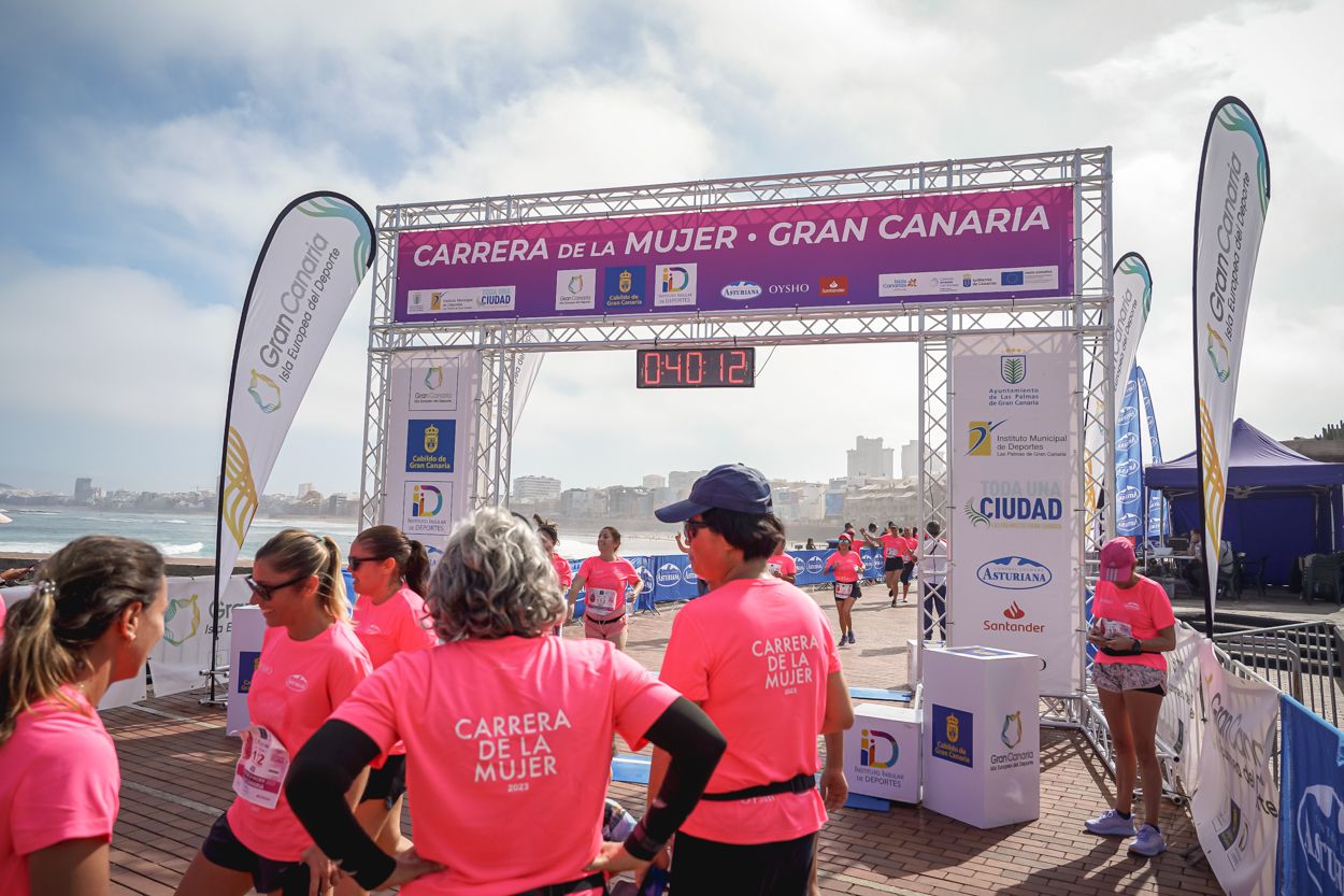 Las fotos de meta de la Carrera de la Mujer de Gran Canaria 11 39 23 15701 O
