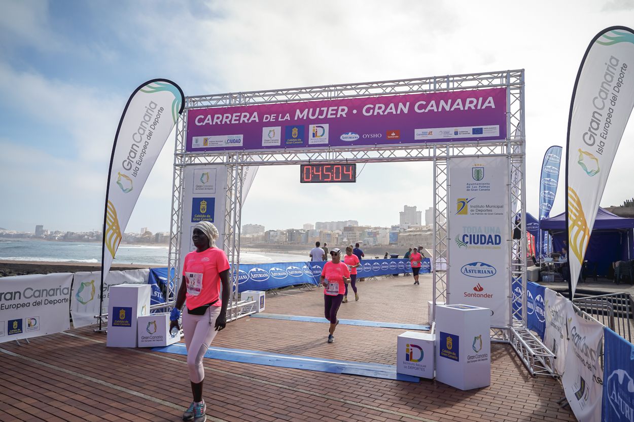 Las fotos de meta de la Carrera de la Mujer de Gran Canaria 11 44 15 15701 O