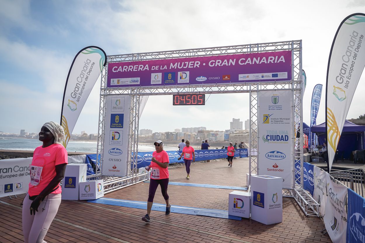 Las fotos de meta de la Carrera de la Mujer de Gran Canaria 11 44 16 15701 O
