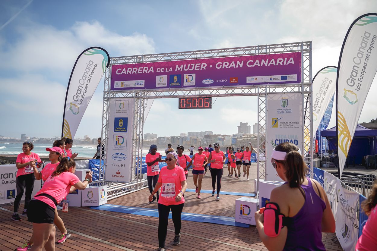 Las fotos de meta de la Carrera de la Mujer de Gran Canaria 11 49 17 15701 O