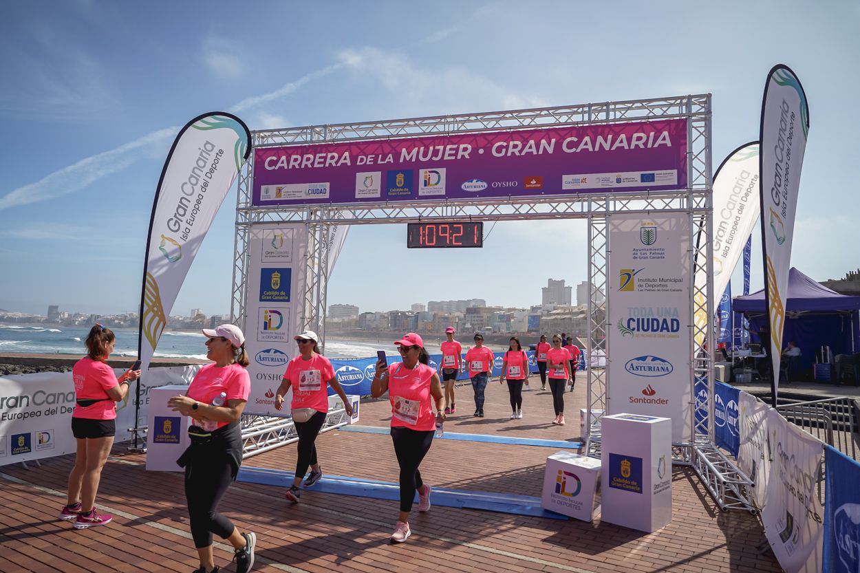 Las fotos de meta de la Carrera de la Mujer de Gran Canaria 12 08 32 15701 O