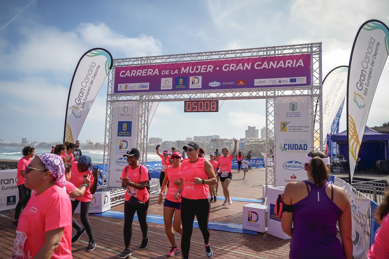 Las fotos de meta de la Carrera de la Mujer de Gran Canaria 11 49 19 15701 O