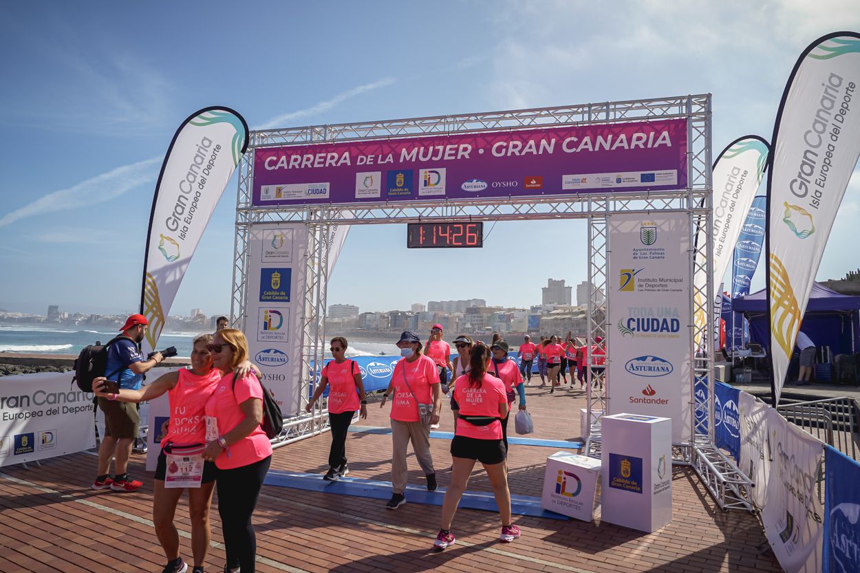 Las fotos de meta de la Carrera de la Mujer de Gran Canaria 12 13 37 15701 O