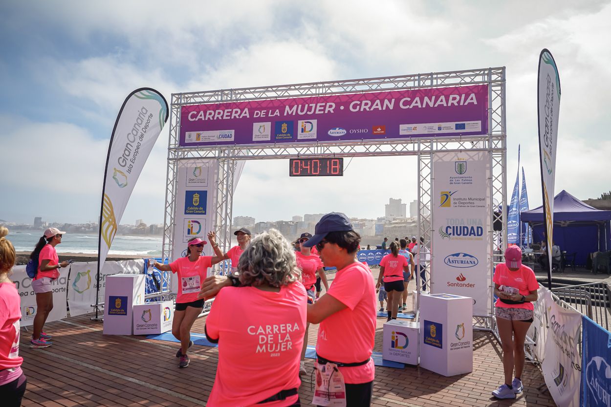 Las fotos de meta de la Carrera de la Mujer de Gran Canaria 11 39 29 15701 O