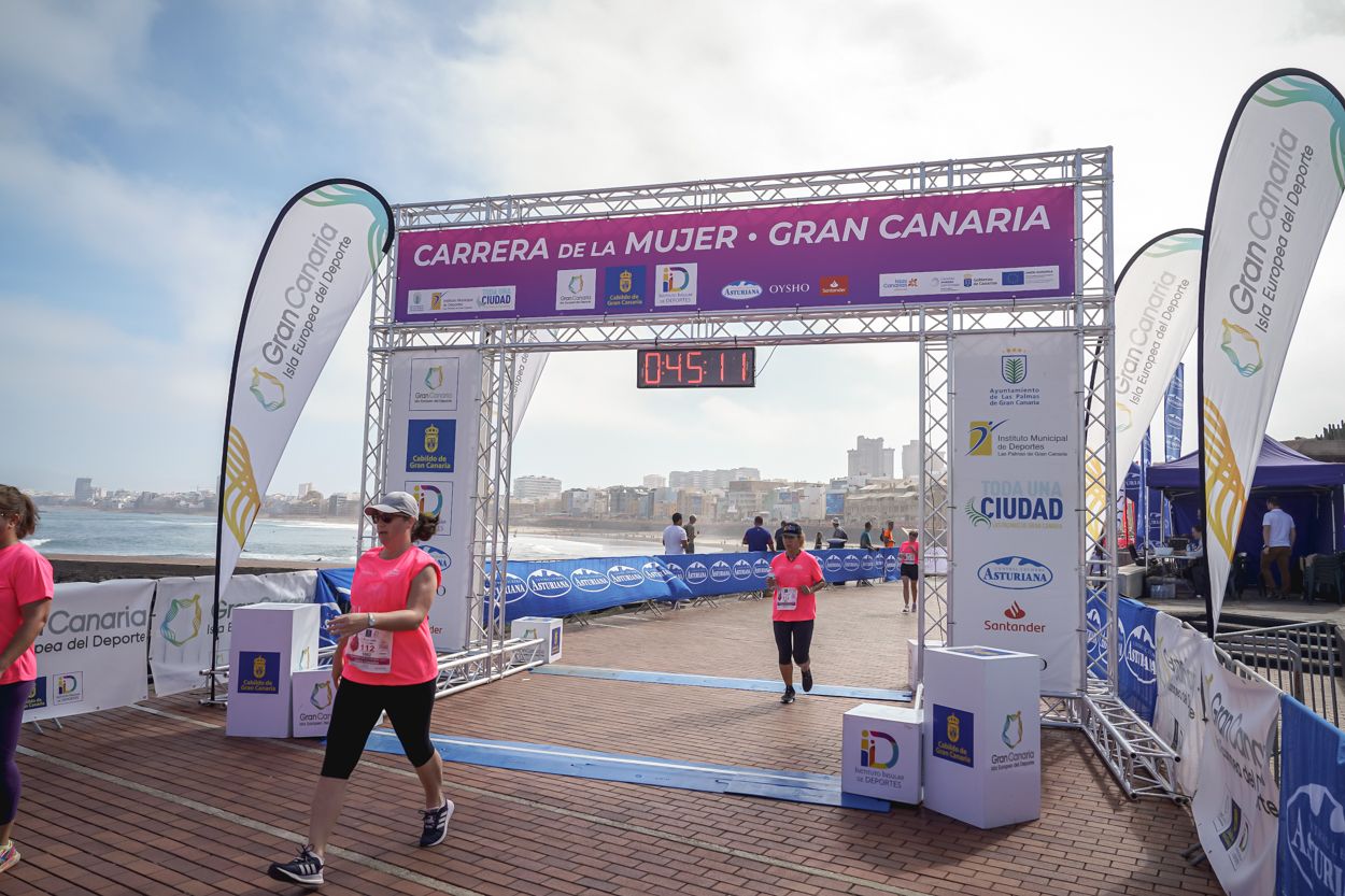 Las fotos de meta de la Carrera de la Mujer de Gran Canaria 11 44 21 15701 O
