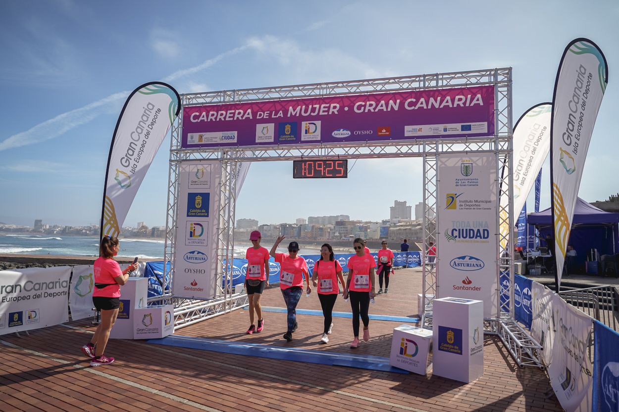 Las fotos de meta de la Carrera de la Mujer de Gran Canaria 12 08 35 15701 O