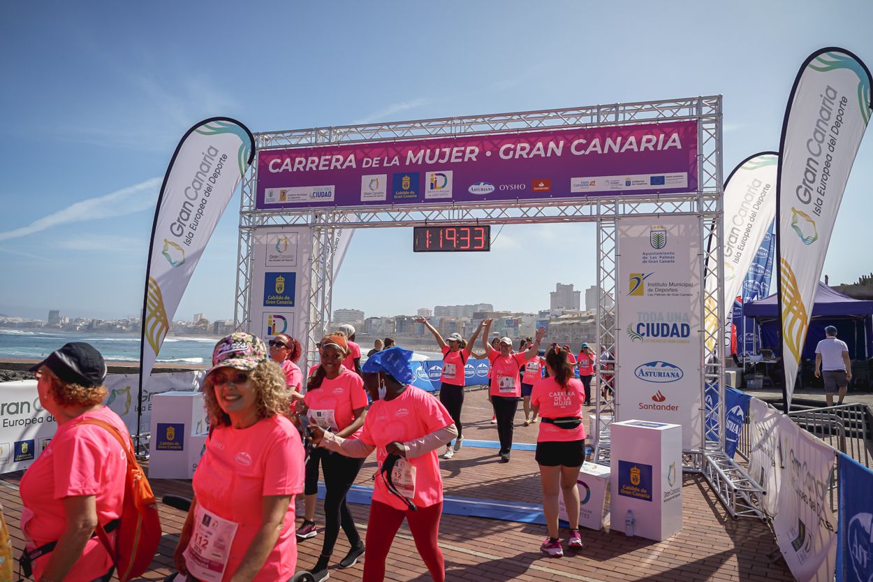 Las fotos de meta de la Carrera de la Mujer de Gran Canaria 12 18 43 15701 O