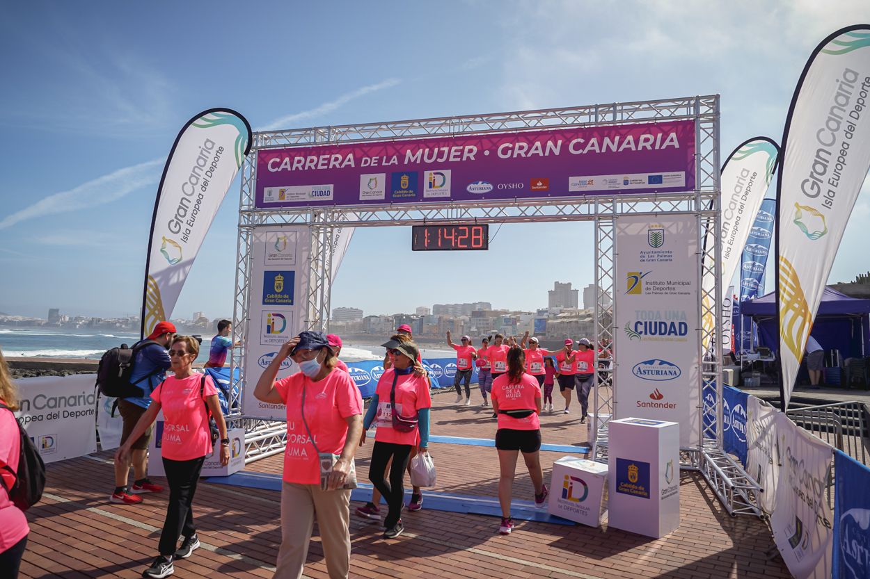 Las fotos de meta de la Carrera de la Mujer de Gran Canaria 12 13 39 15701 O