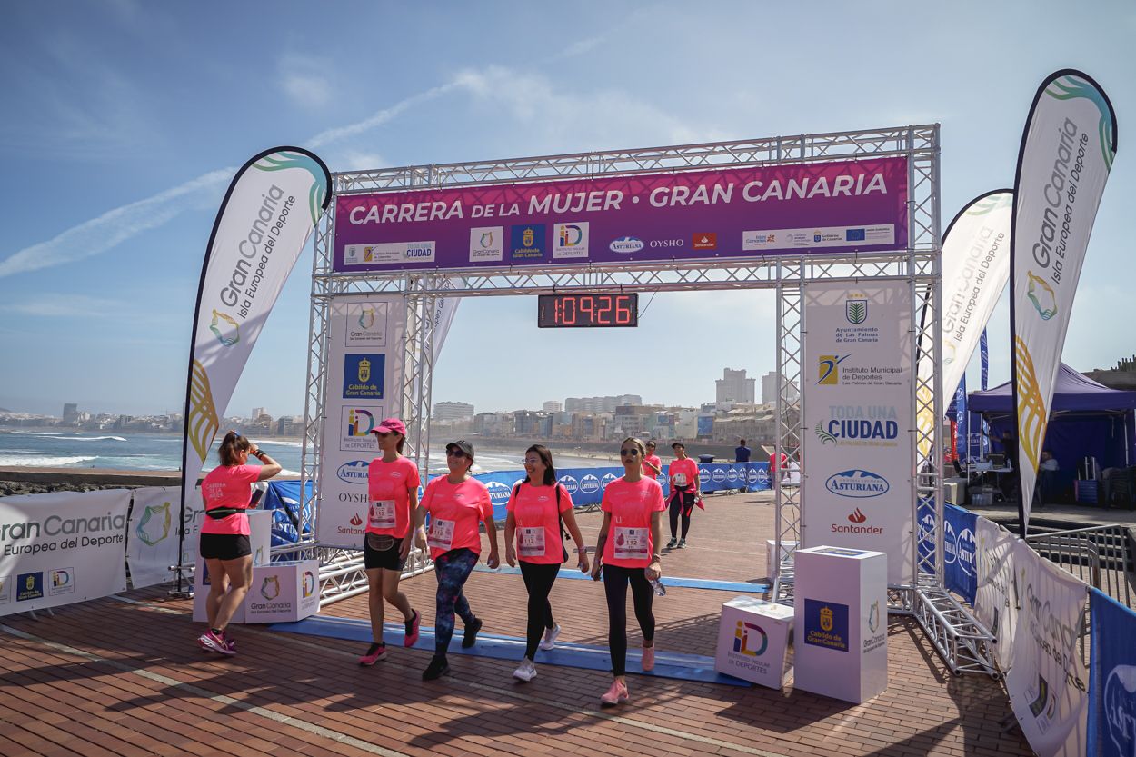 Las fotos de meta de la Carrera de la Mujer de Gran Canaria 12 08 36 15701 O