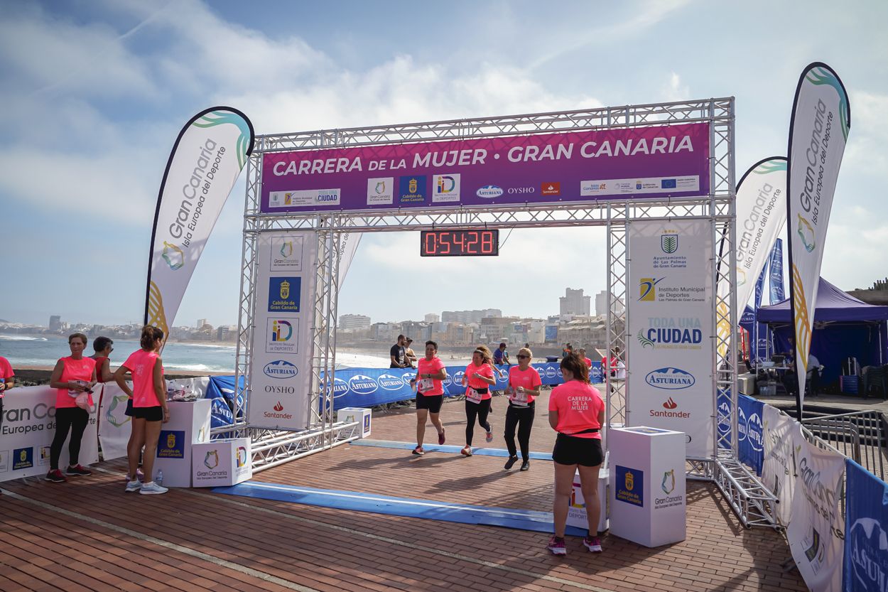 Las fotos de meta de la Carrera de la Mujer de Gran Canaria 11 53 39 15701 O