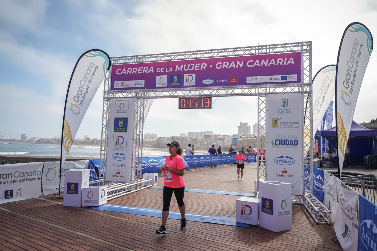 Las fotos de meta de la Carrera de la Mujer de Gran Canaria 11 44 23 15701 O