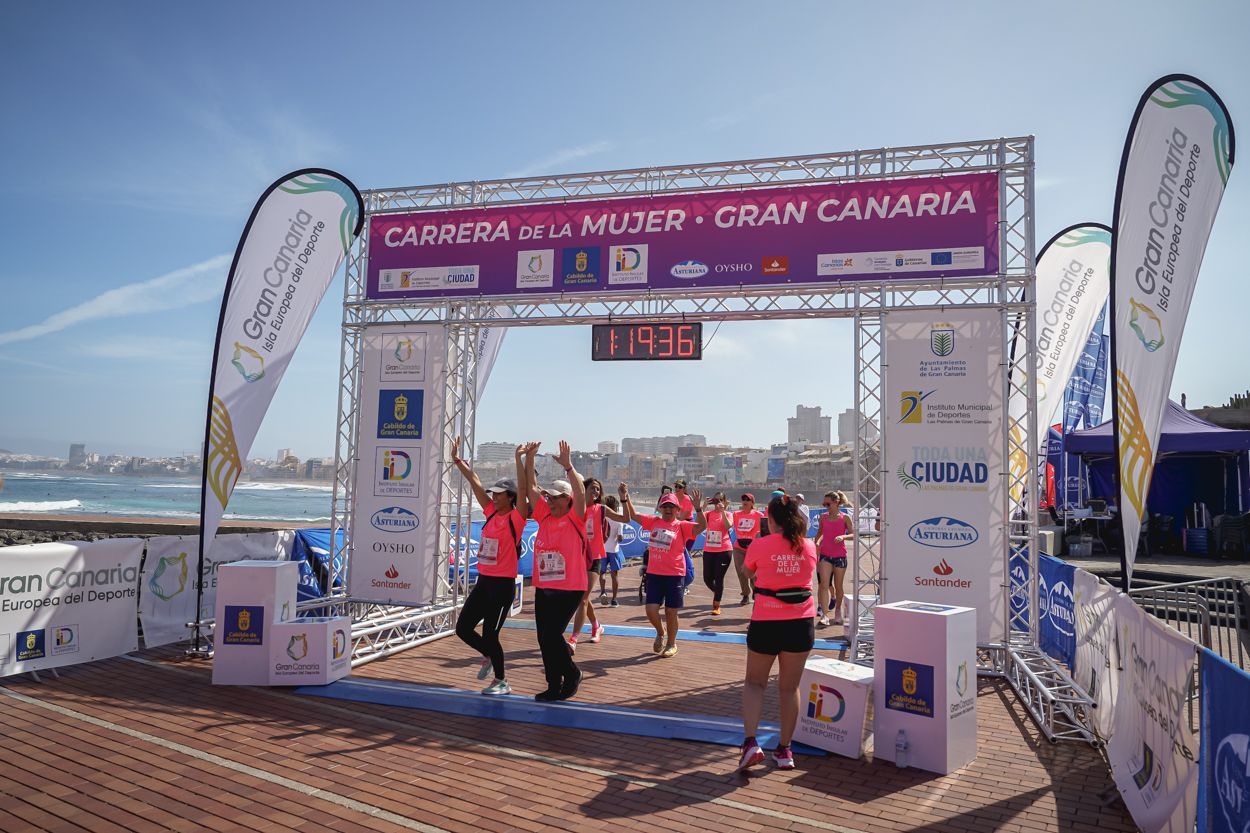 Las fotos de meta de la Carrera de la Mujer de Gran Canaria 12 18 46 15701 O