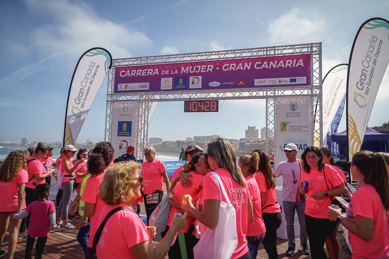 Las fotos de meta de la Carrera de la Mujer de Gran Canaria 12 03 39 15701 O