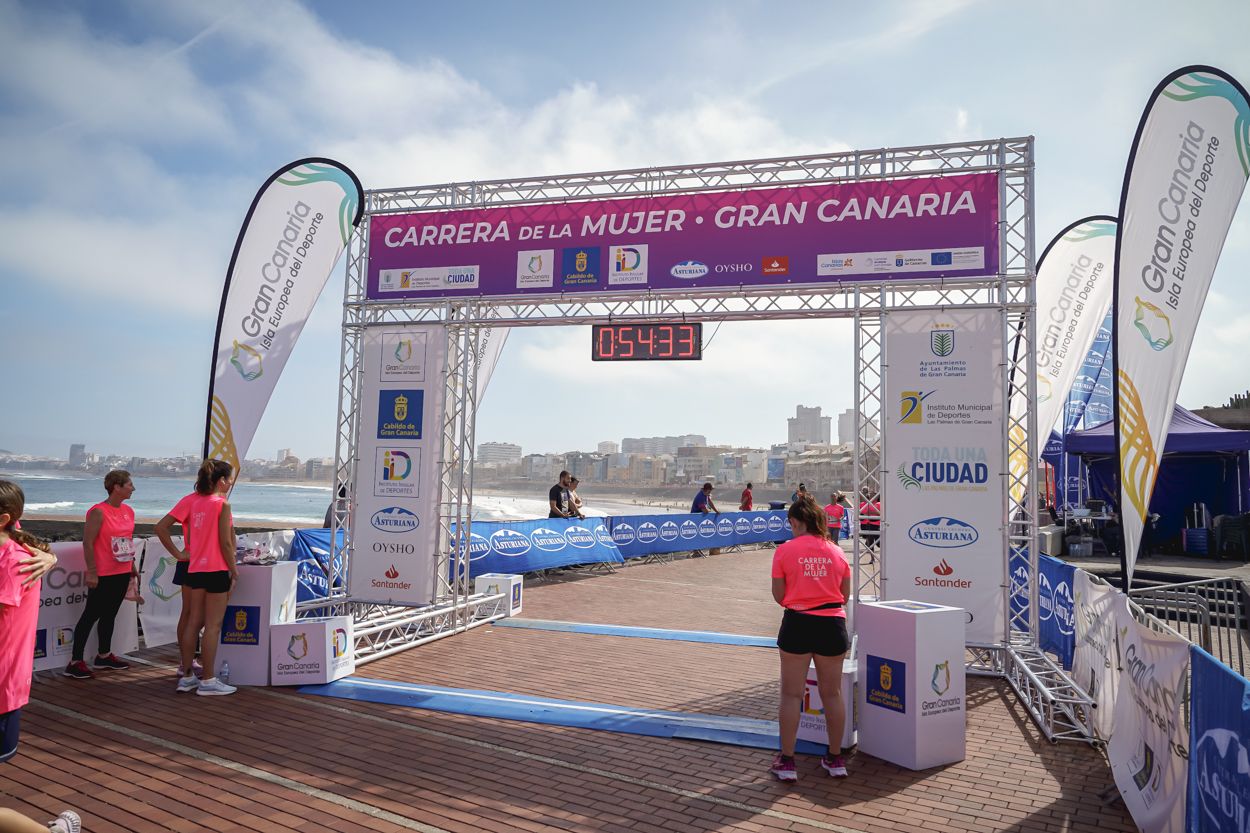 Las fotos de meta de la Carrera de la Mujer de Gran Canaria 11 53 44 15701 O