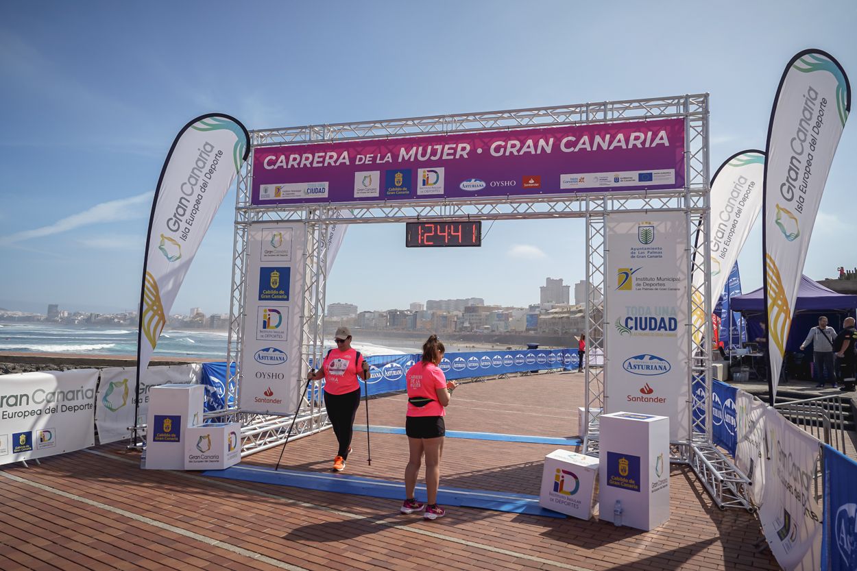 Las fotos de meta de la Carrera de la Mujer de Gran Canaria 12 23 52 15701 O