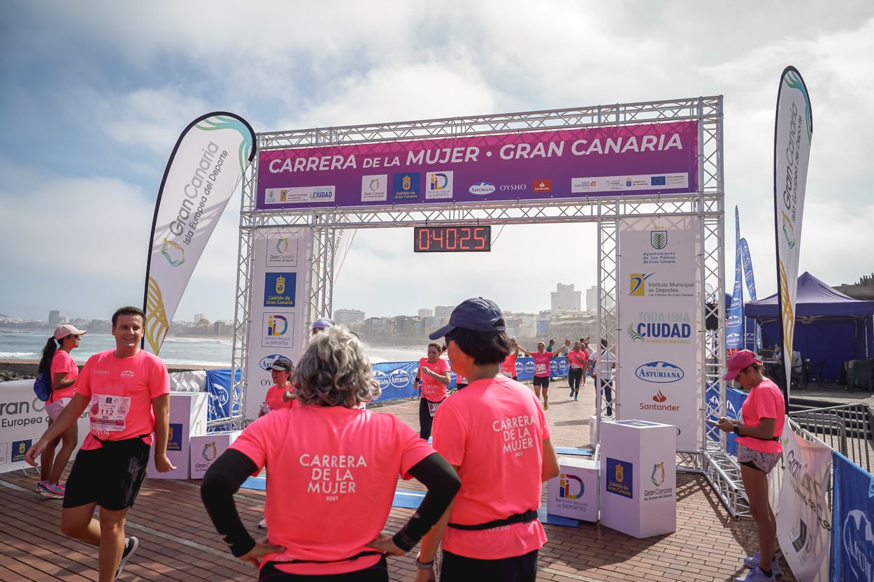 Las fotos de meta de la Carrera de la Mujer de Gran Canaria 11 39 36 15701 O