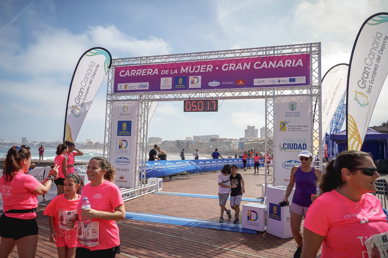 Las fotos de meta de la Carrera de la Mujer de Gran Canaria 11 49 28 15701 O