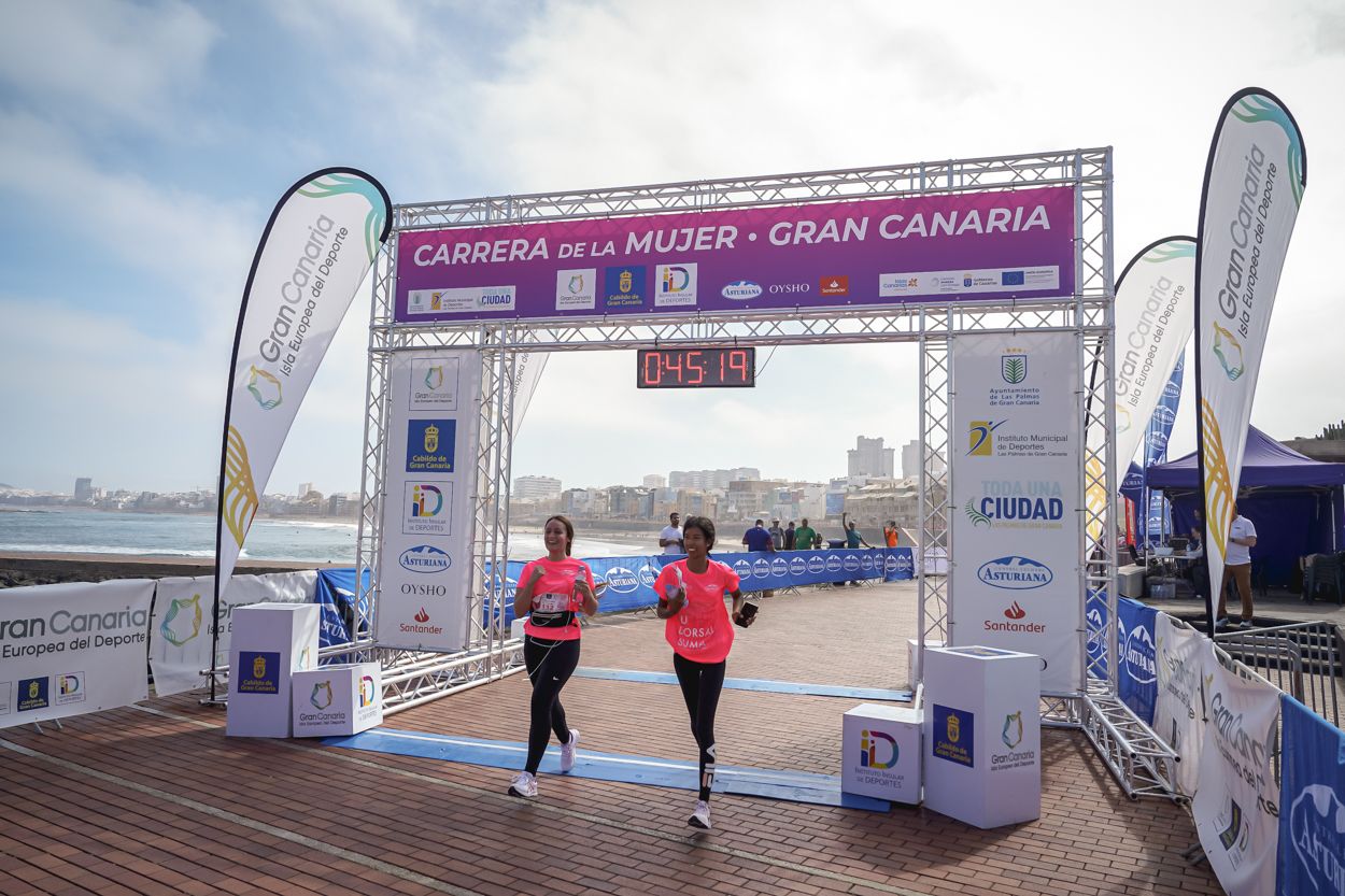 Las fotos de meta de la Carrera de la Mujer de Gran Canaria 11 44 30 15701 O