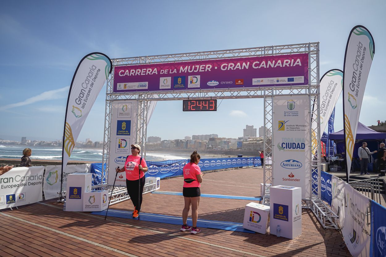 Las fotos de meta de la Carrera de la Mujer de Gran Canaria 12 23 54 15701 O