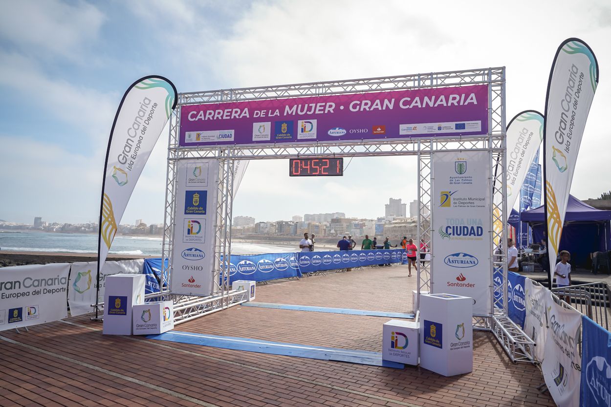 Las fotos de meta de la Carrera de la Mujer de Gran Canaria 11 44 32 15701 O