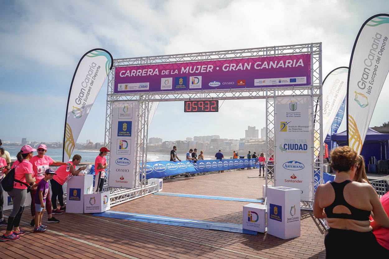 Las fotos de meta de la Carrera de la Mujer de Gran Canaria 11 58 43 15701 O
