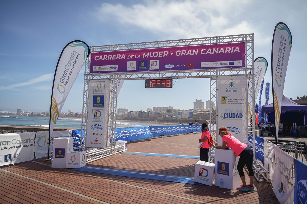 Las fotos de meta de la Carrera de la Mujer de Gran Canaria 12 28 59 15701 O