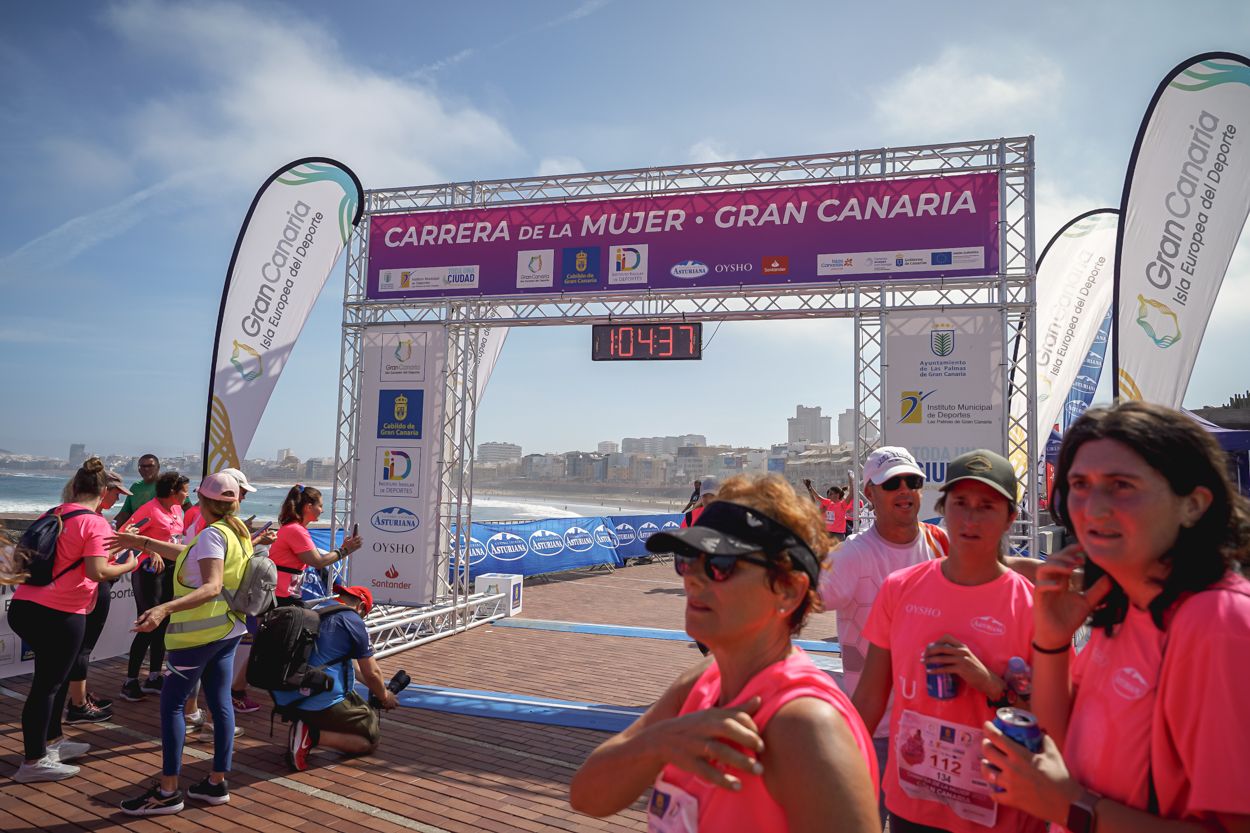 Las fotos de meta de la Carrera de la Mujer de Gran Canaria 12 03 48 15701 O