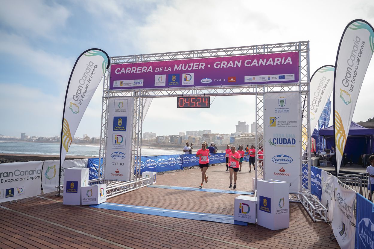 Las fotos de meta de la Carrera de la Mujer de Gran Canaria 11 44 35 15701 O
