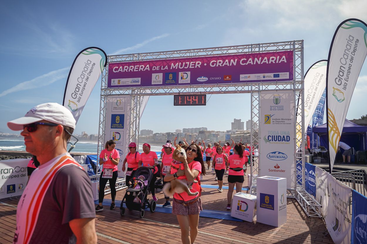 Las fotos de meta de la Carrera de la Mujer de Gran Canaria 12 13 52 15701 O