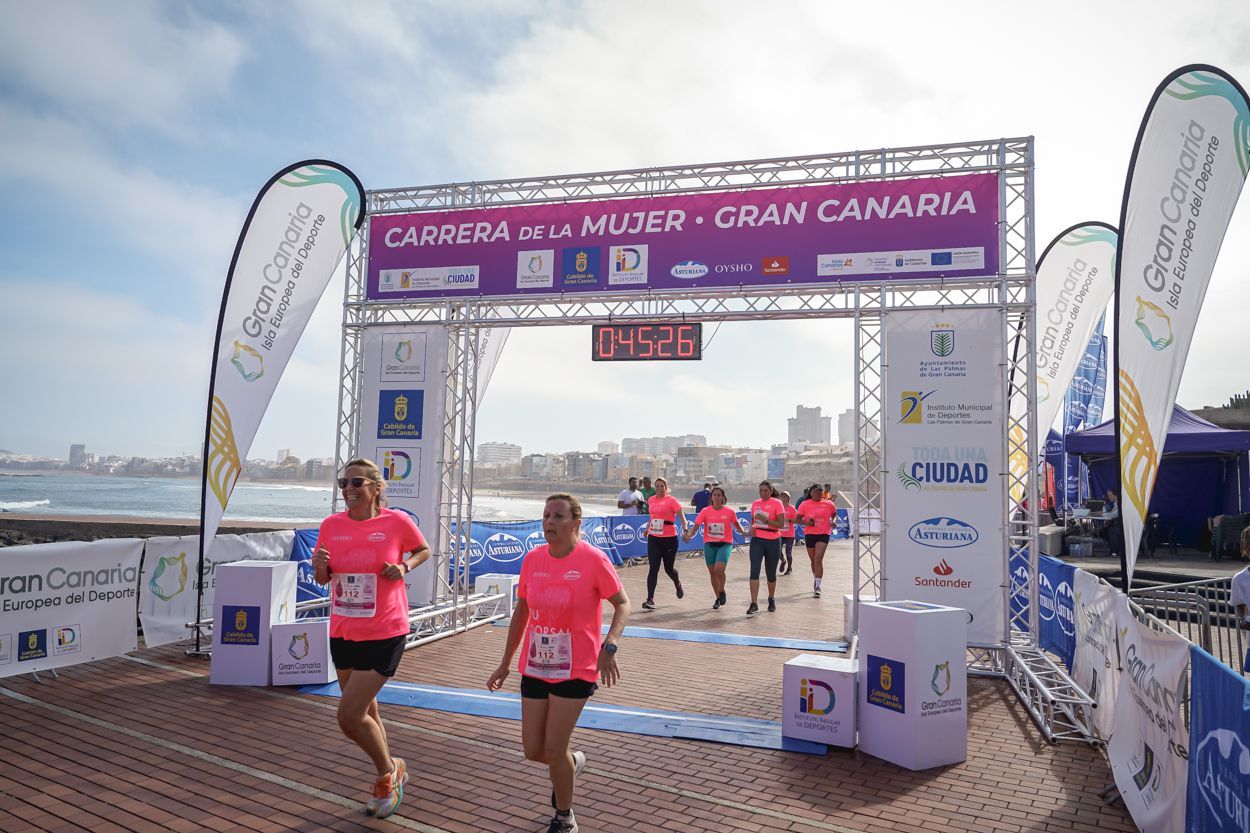 Las fotos de meta de la Carrera de la Mujer de Gran Canaria 11 44 37 15701 O