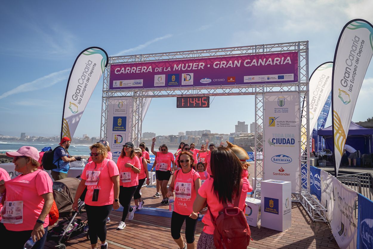 Las fotos de meta de la Carrera de la Mujer de Gran Canaria 12 13 56 15701 O