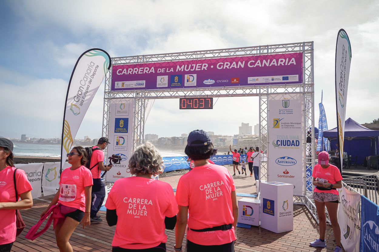 Las fotos de meta de la Carrera de la Mujer de Gran Canaria 11 39 48 15701 O