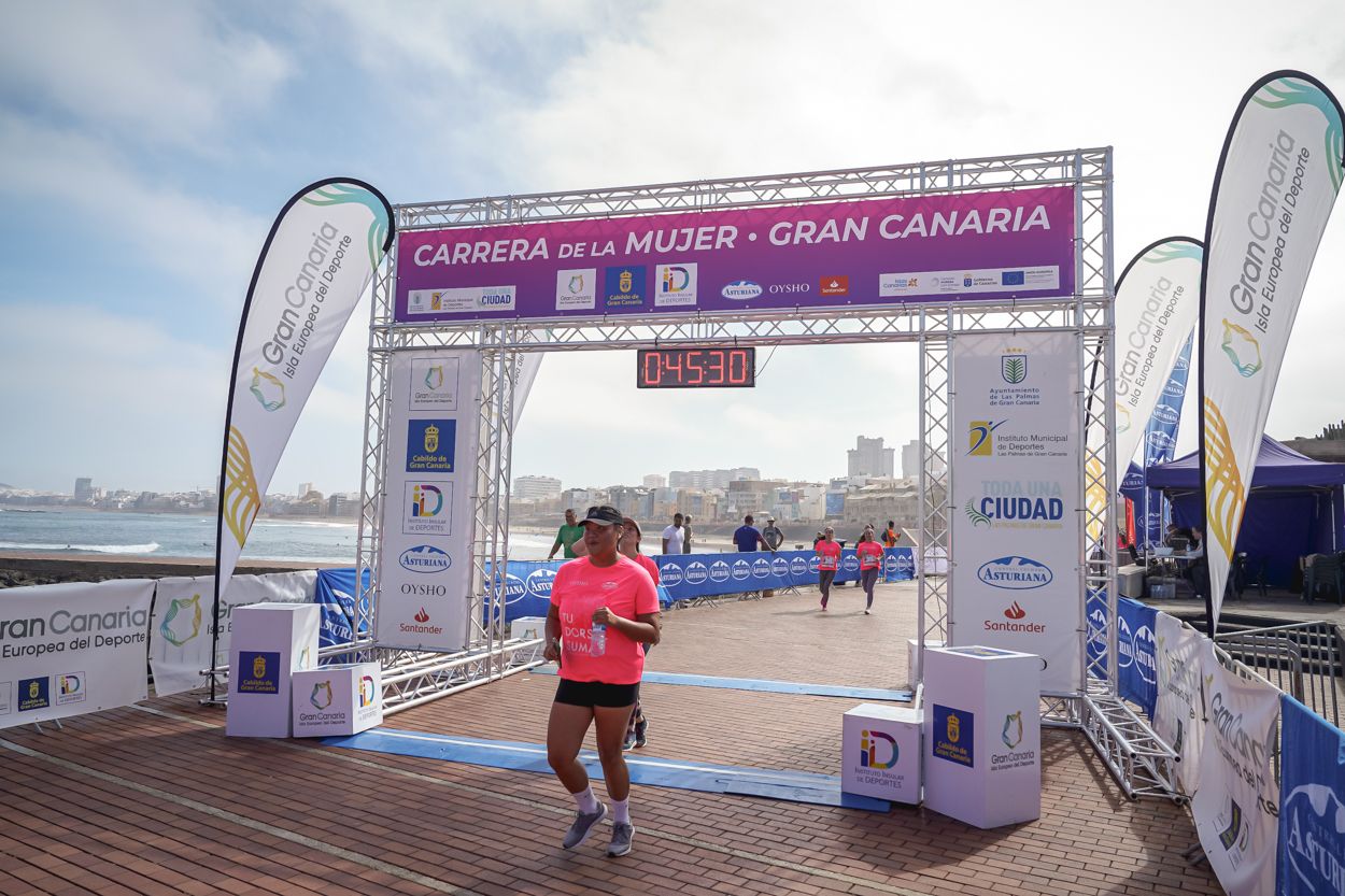 Las fotos de meta de la Carrera de la Mujer de Gran Canaria 11 44 41 15701 O