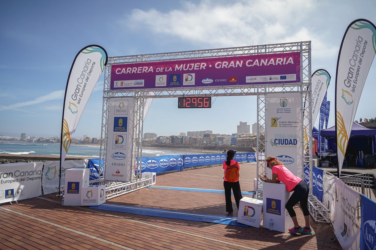 Las fotos de meta de la Carrera de la Mujer de Gran Canaria 12 29 07 15701 O