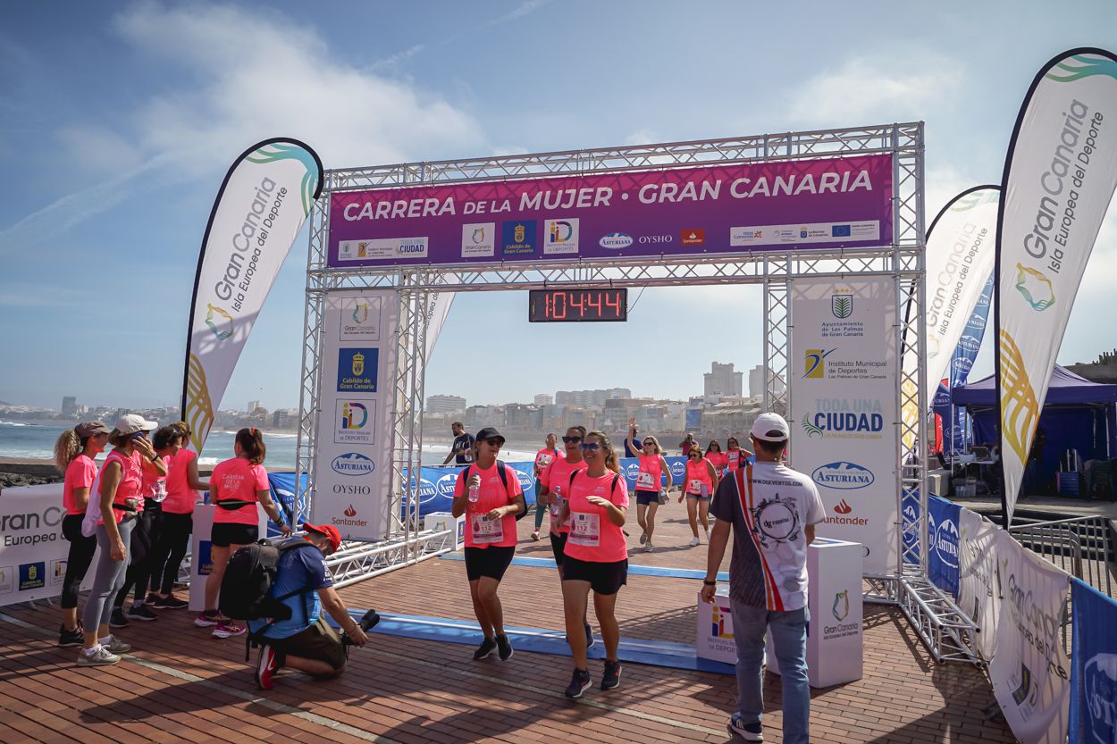 Las fotos de meta de la Carrera de la Mujer de Gran Canaria 12 03 55 15701 O