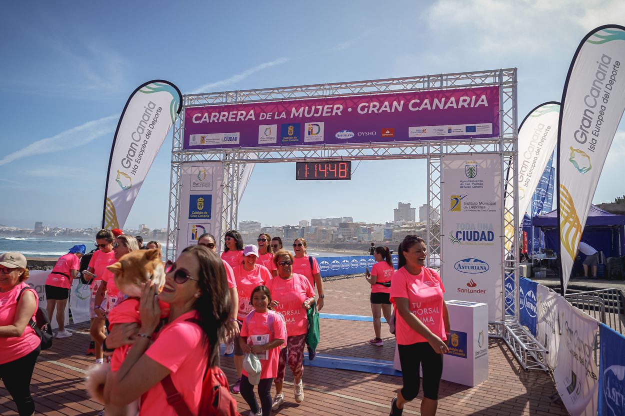 Las fotos de meta de la Carrera de la Mujer de Gran Canaria 12 13 59 15701 O