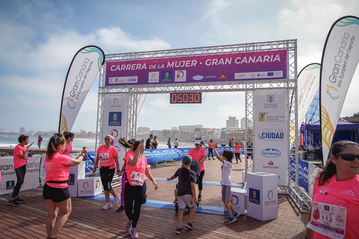 Las fotos de meta de la Carrera de la Mujer de Gran Canaria 11 49 41 15701 O