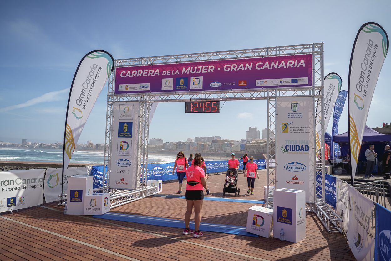 Las fotos de meta de la Carrera de la Mujer de Gran Canaria 12 24 06 15701 O