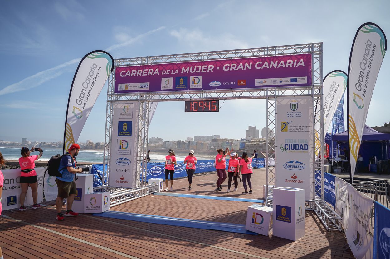 Las fotos de meta de la Carrera de la Mujer de Gran Canaria 12 08 57 15701 O