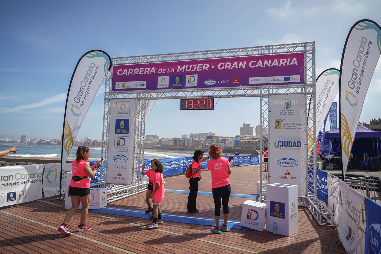 Las fotos de meta de la Carrera de la Mujer de Gran Canaria 12 31 30 15701 O