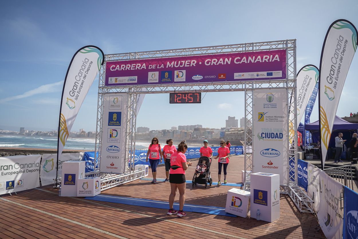 Las fotos de meta de la Carrera de la Mujer de Gran Canaria 12 24 07 15701 O