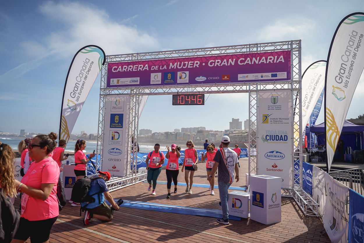 Las fotos de meta de la Carrera de la Mujer de Gran Canaria 12 03 57 15701 O