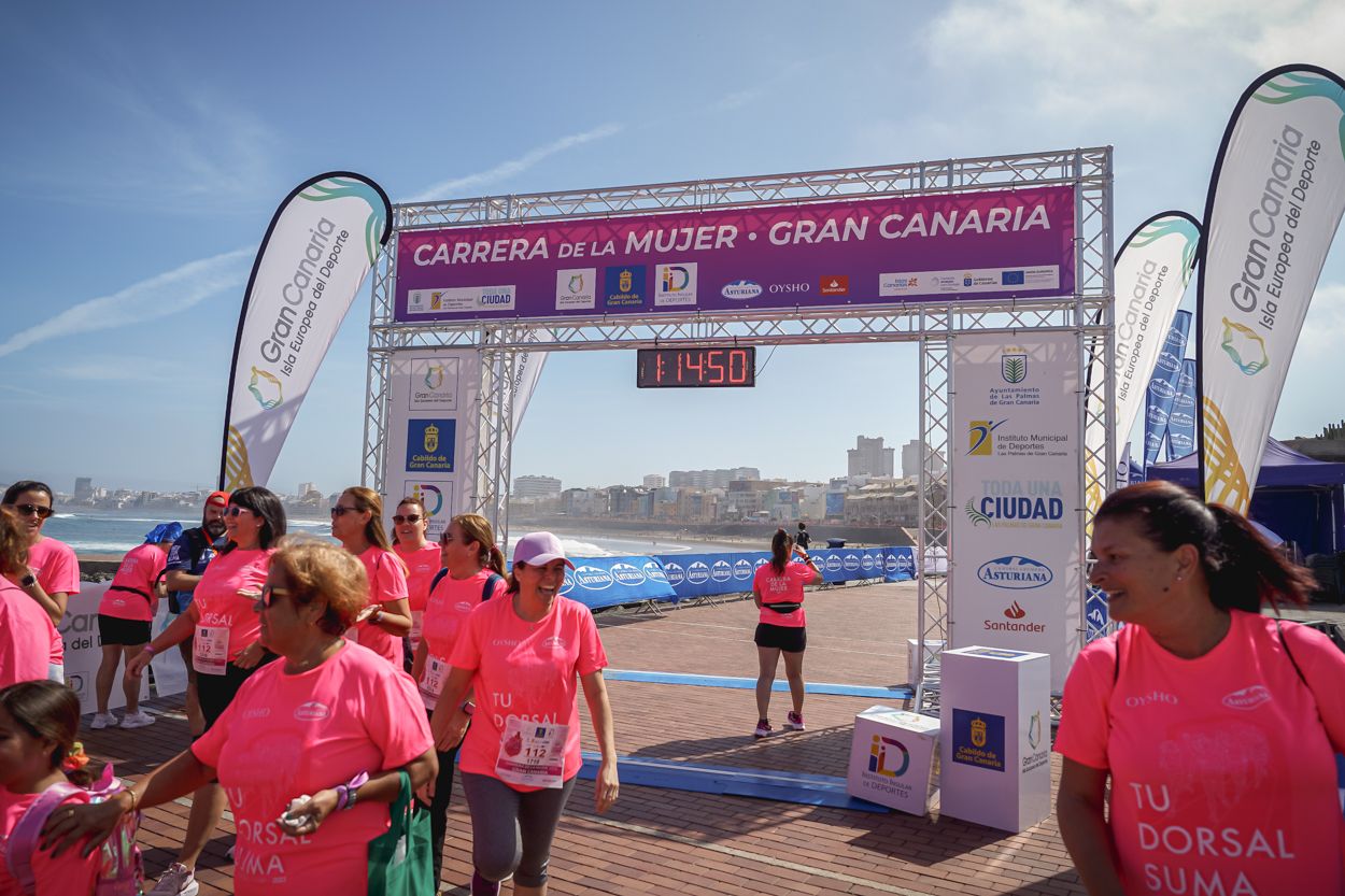 Las fotos de meta de la Carrera de la Mujer de Gran Canaria 12 14 01 15701 O