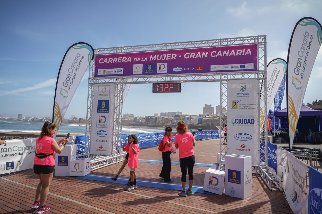 Las fotos de meta de la Carrera de la Mujer de Gran Canaria 12 31 31 15701 O