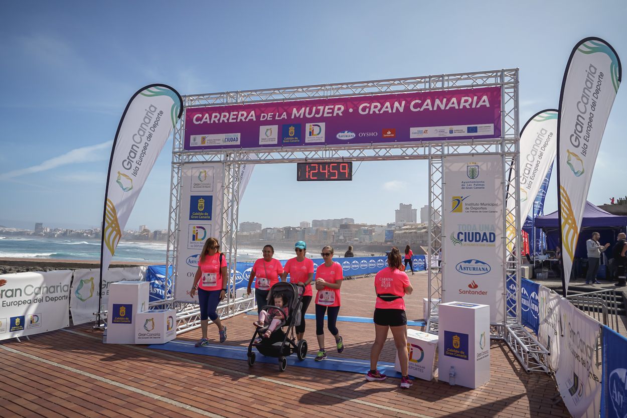 Las fotos de meta de la Carrera de la Mujer de Gran Canaria 12 24 09 15701 O