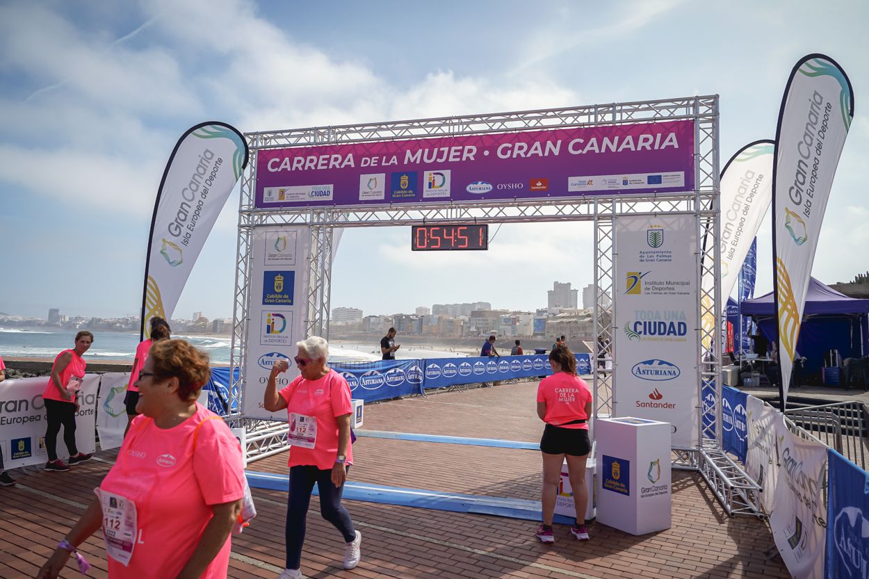 Las fotos de meta de la Carrera de la Mujer de Gran Canaria 11 54 02 15701 O