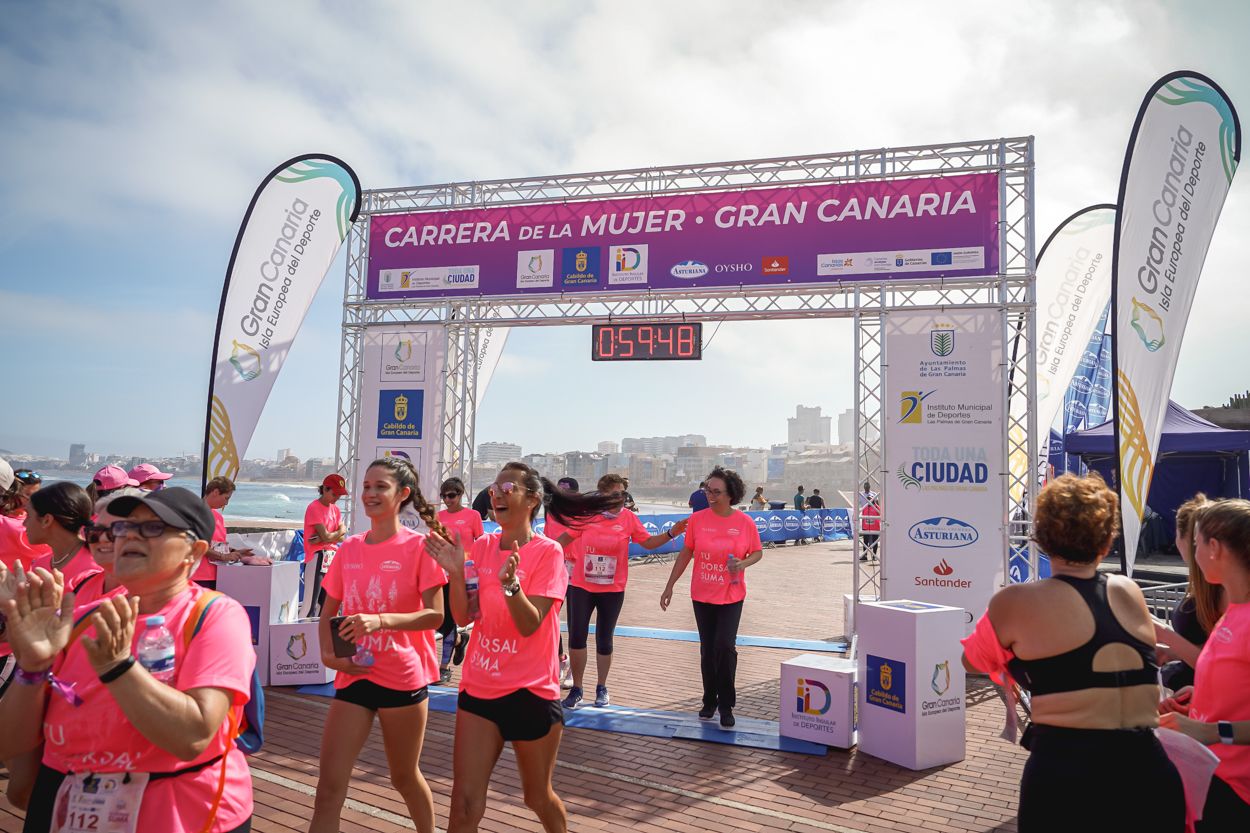 Las fotos de meta de la Carrera de la Mujer de Gran Canaria 11 58 58 15701 O