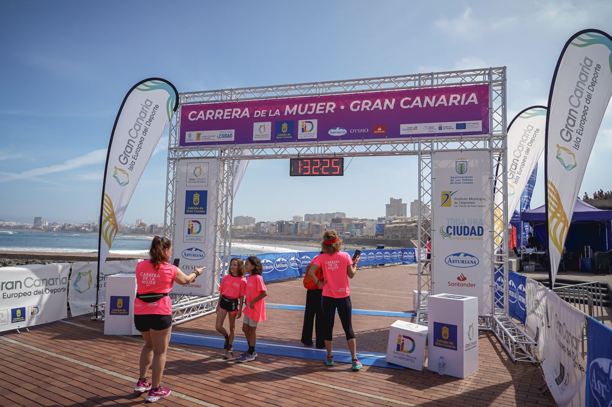 Las fotos de meta de la Carrera de la Mujer de Gran Canaria 12 31 35 15701 O